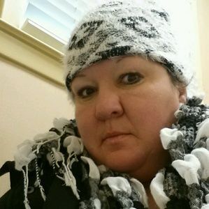 Meet your Posher, Dawn